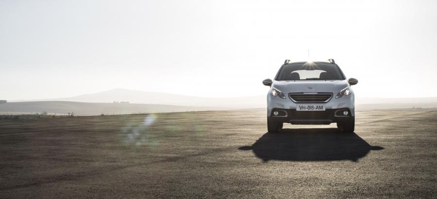  Peugeot 2008 2013 года  (фото 4 из 51)